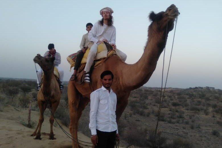 New vijay laxmi travels