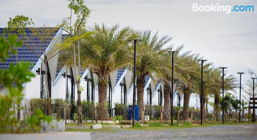 Koh Sne Long Beach Resort