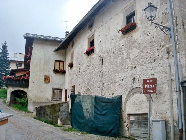 Casa Piazza-Colle Santa Lucia必去景点