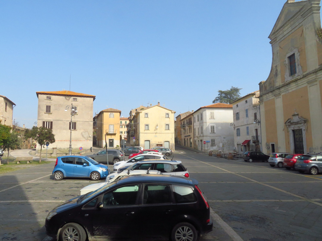 Piazza della Rocca-Castiglione in Teverina必去景点