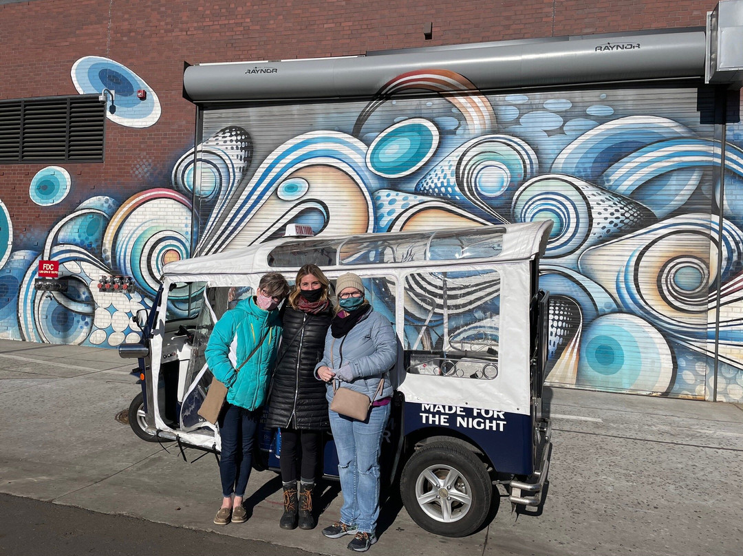 eTuk Ride-丹佛必去景点