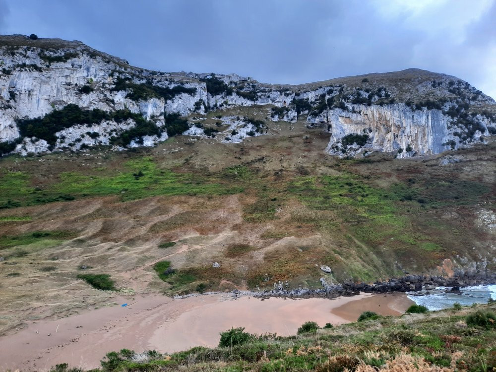 Playa de Sonabia景点图片