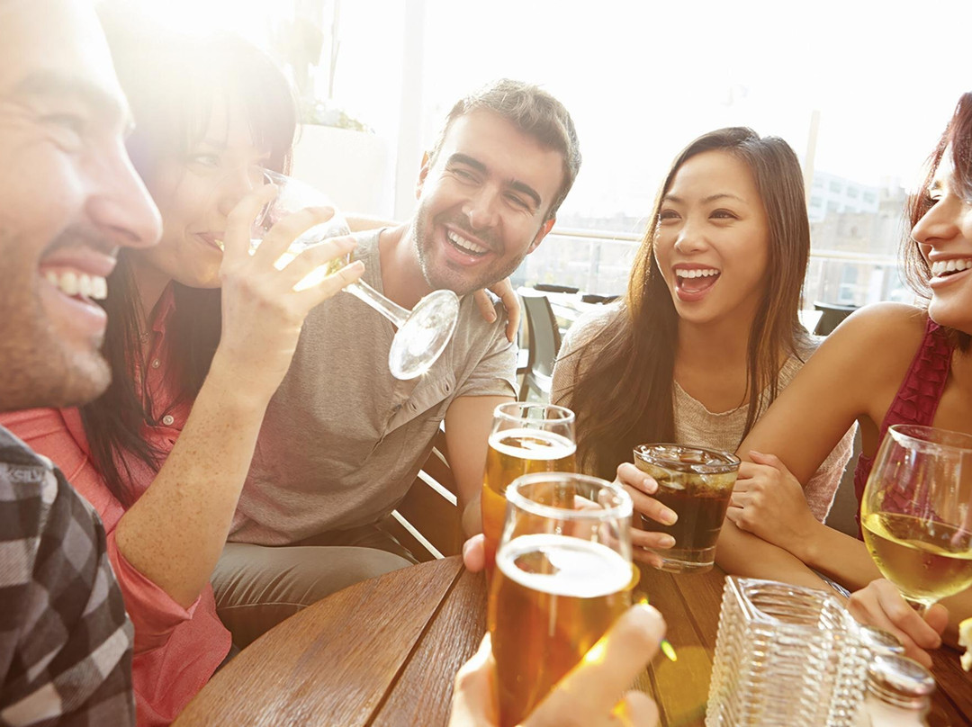 南派恩斯派恩赫斯特原住客栈主图