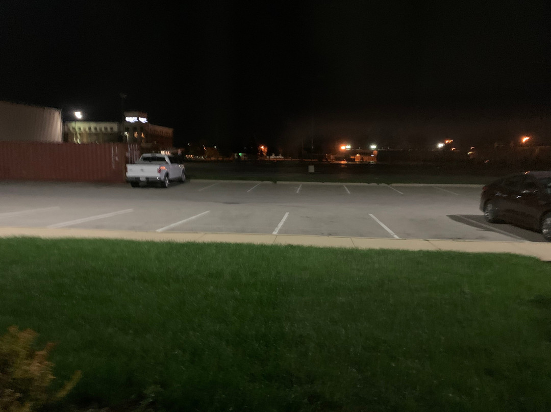 格林湾希尔顿花园酒店主图