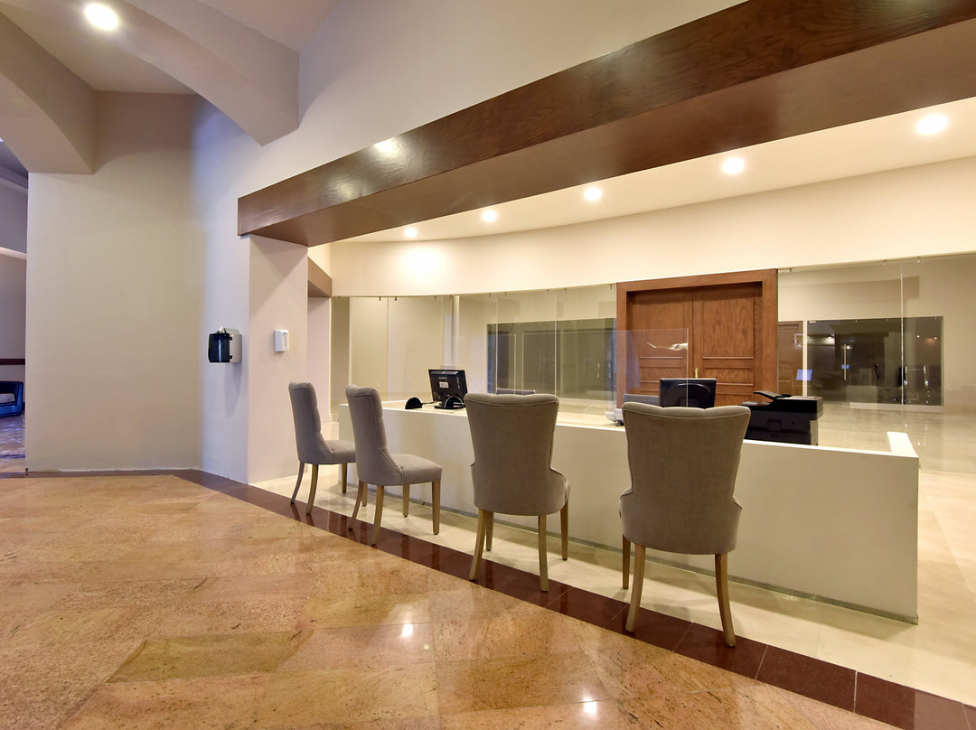 Hotel Azul Talavera Country Club主图