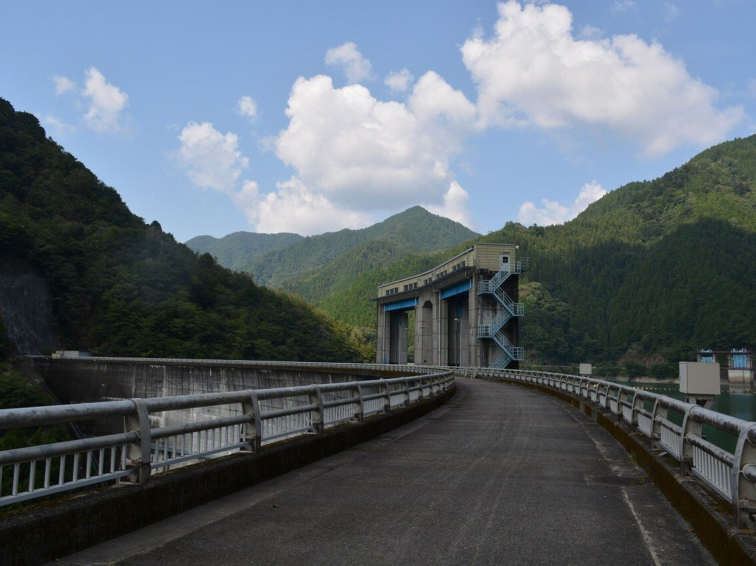 Shin Toyone Dam-丰根村必去景点