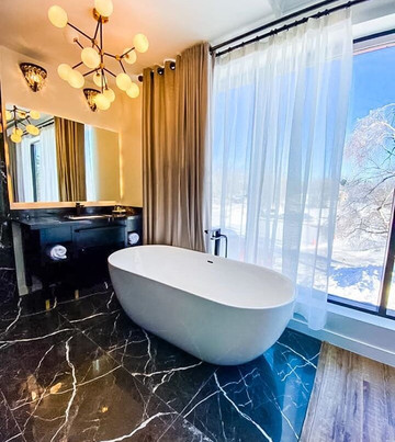 Mount Alverno Luxury Resorts主图