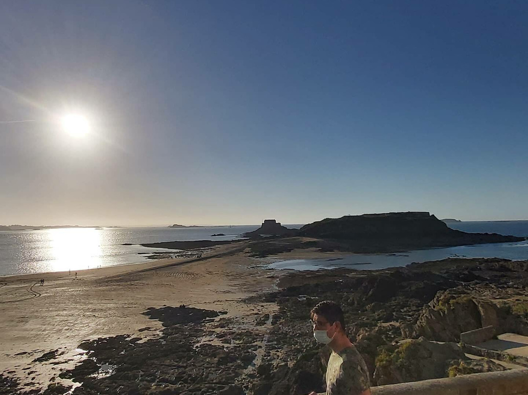Plage de Bon-Secours-圣马洛必去景点