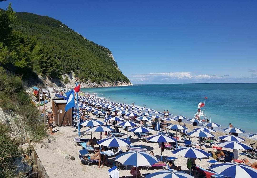Stabilimenti Balneari Da Silvio-Sirolo必去景点