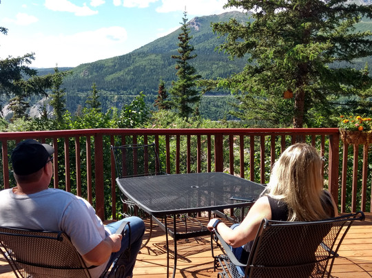 迪纳利乌鸦小巢假日公园主图