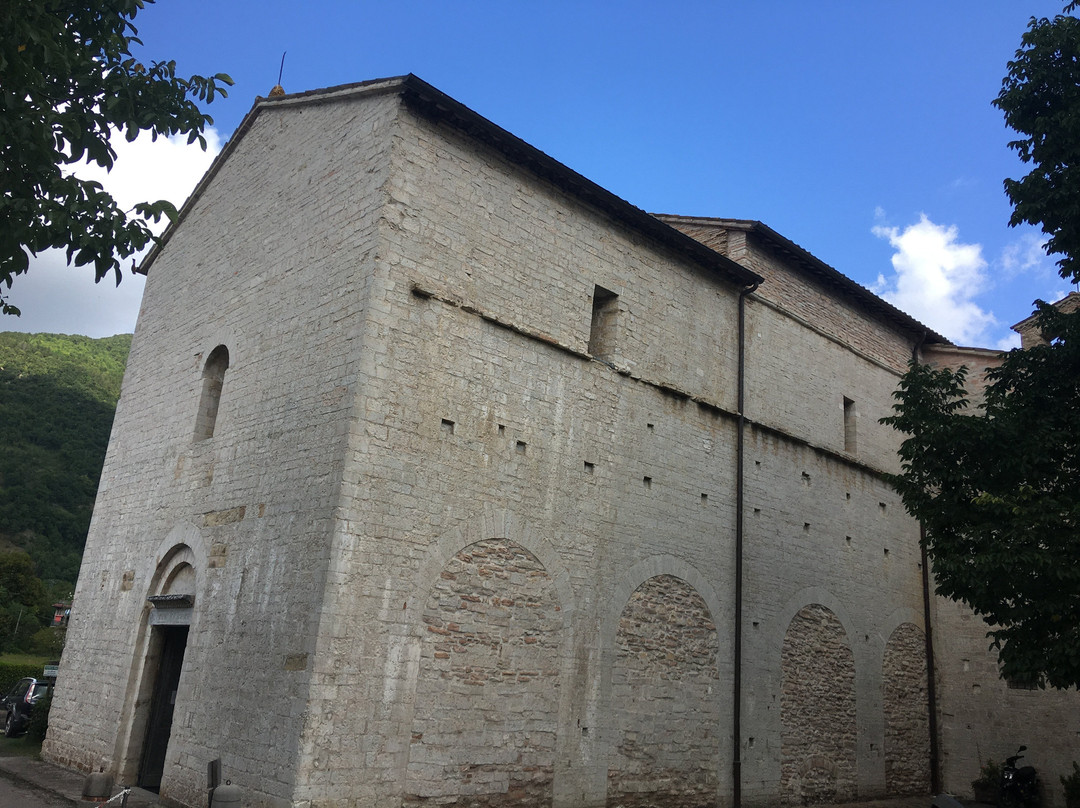 Abbazia San Vincenzo al Furlo-Acqualagna必去景点