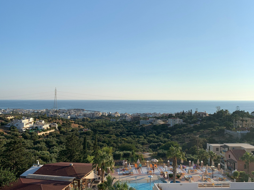 Asterias Village Resort主图