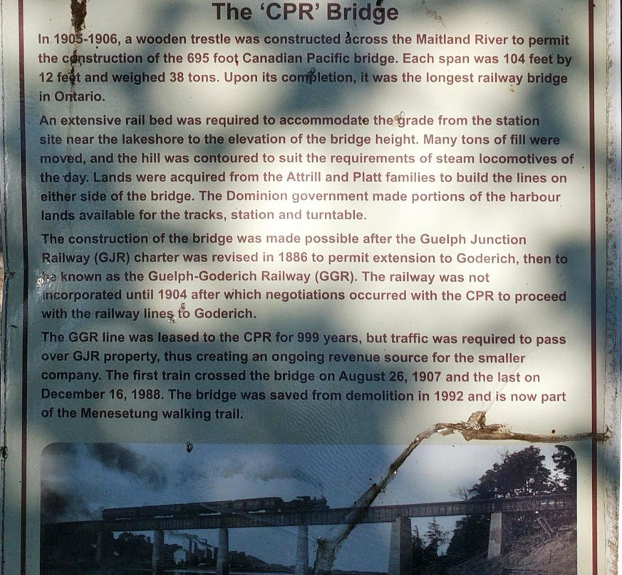 Menesetung Bridge景点图片