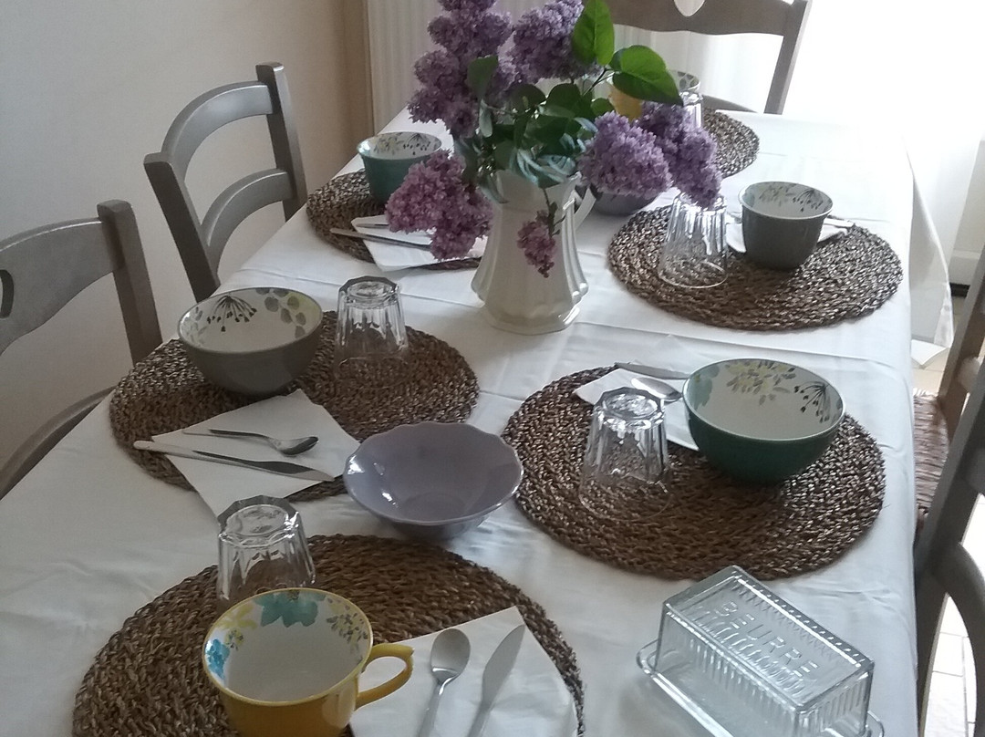 Au Nid Douillet主图