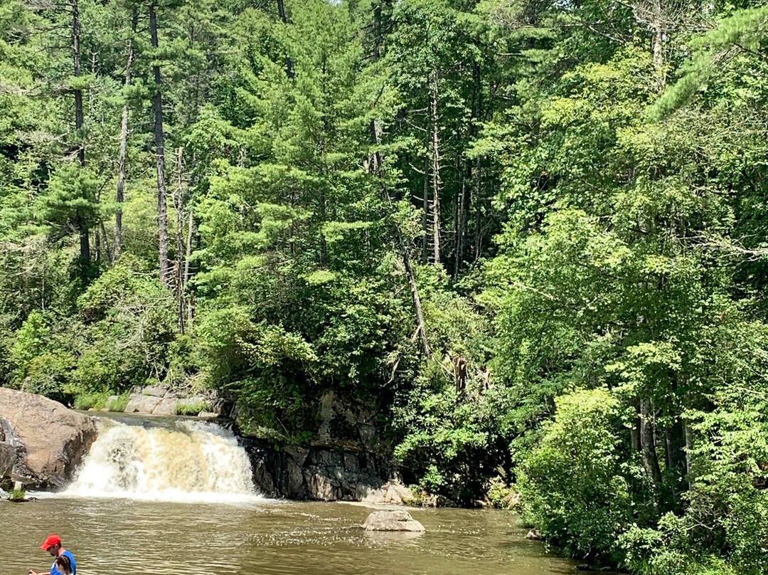 Linville Gorge-Linville Falls必去景点