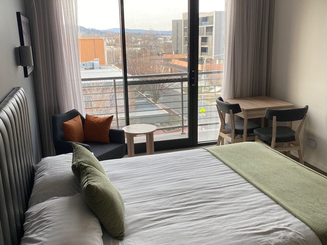 Abode Kingston主图