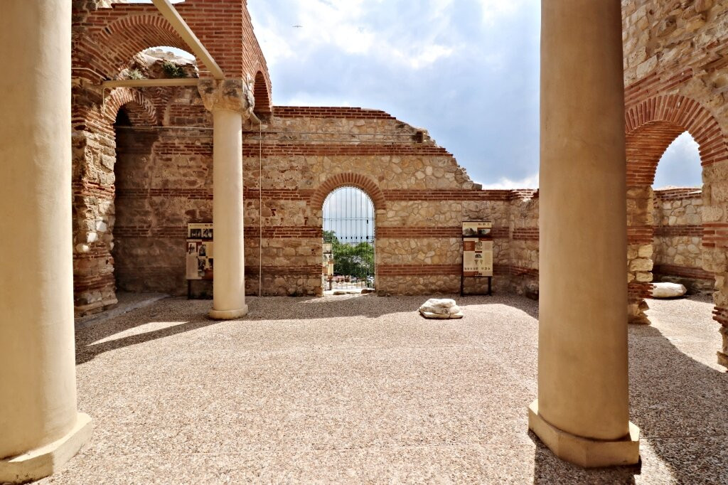 The Church of St. John Aliturgetos景点图片