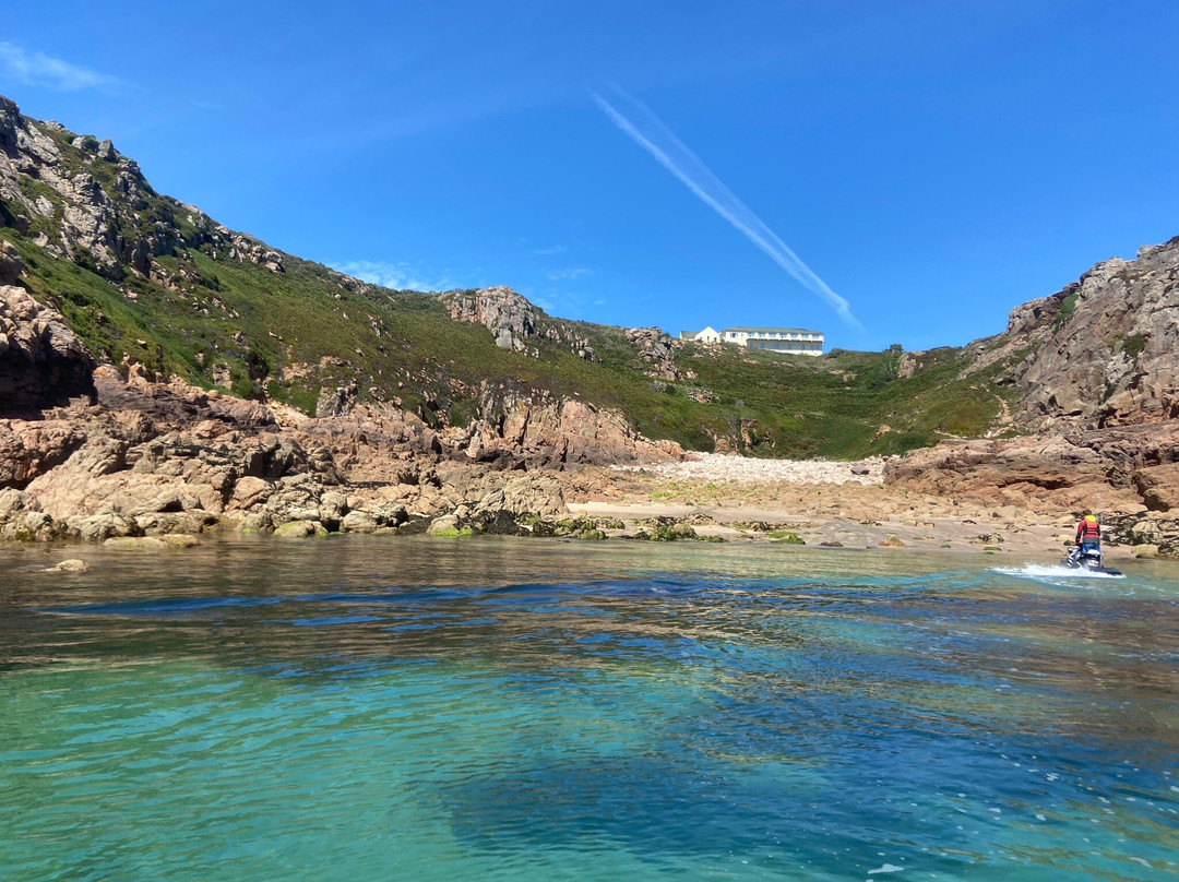 Jersey Sea Sport Centre-St. Aubin必去景点