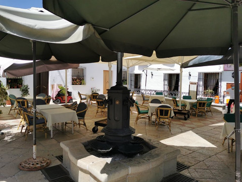 Church Square-弗里希利亚纳必去景点