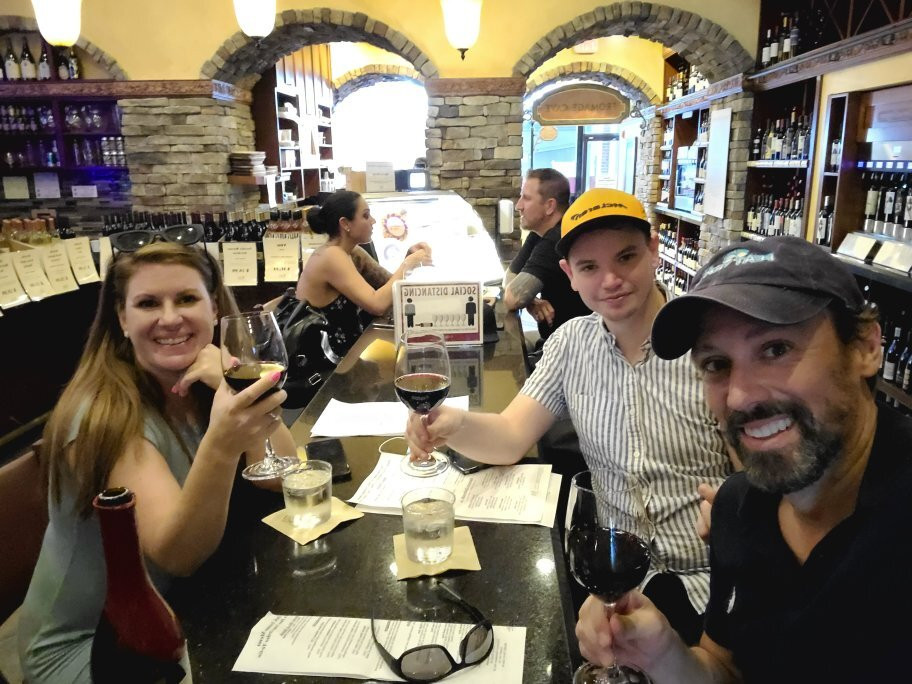 The Wine Room on Park Avenue景点图片