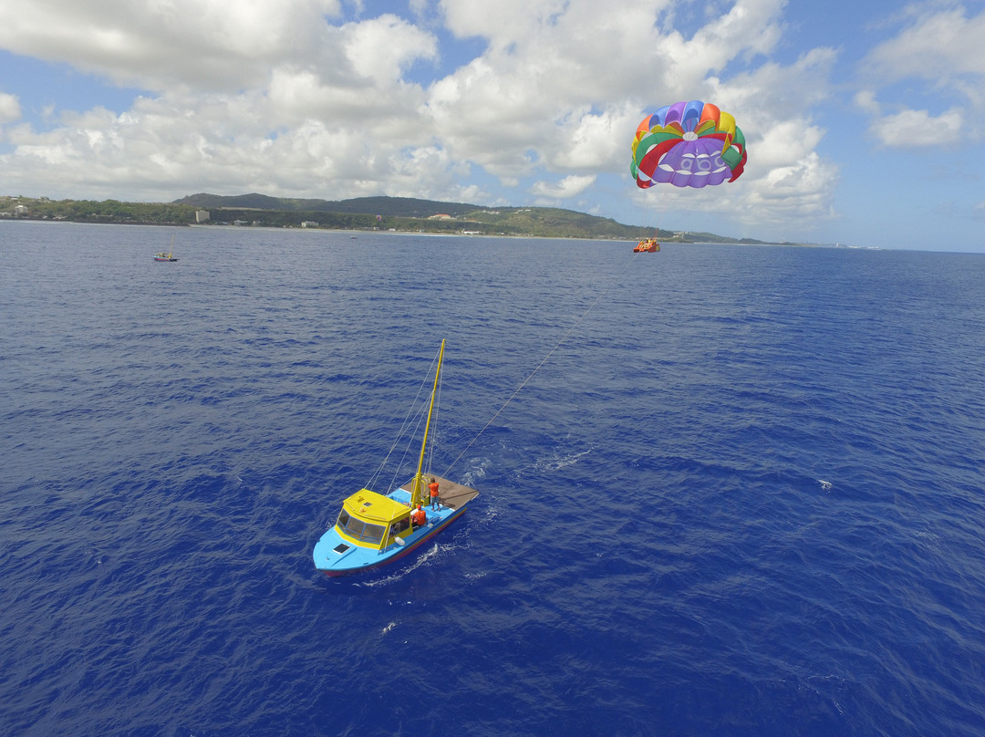 Alupang Beach Club-塔穆宁必去景点