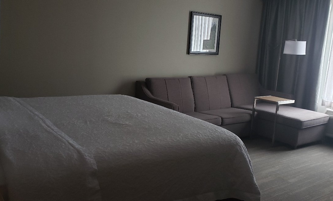 Hampton Inn & Suites By Hilton-grande Prairie, Alberta主图