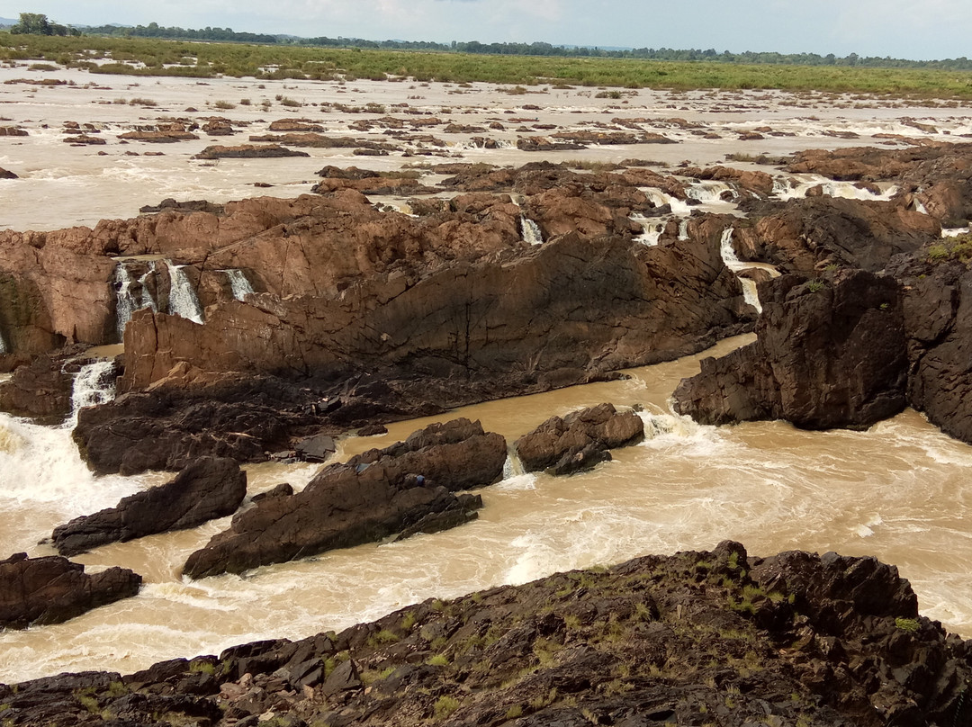 Preah Nimith Waterfall景点图片