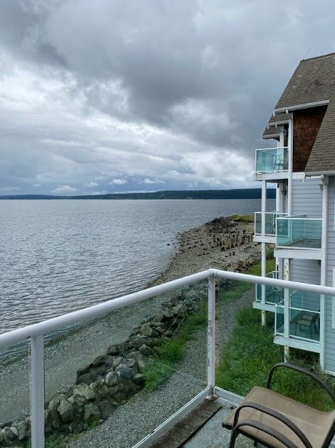 Tides Inn & Suites主图