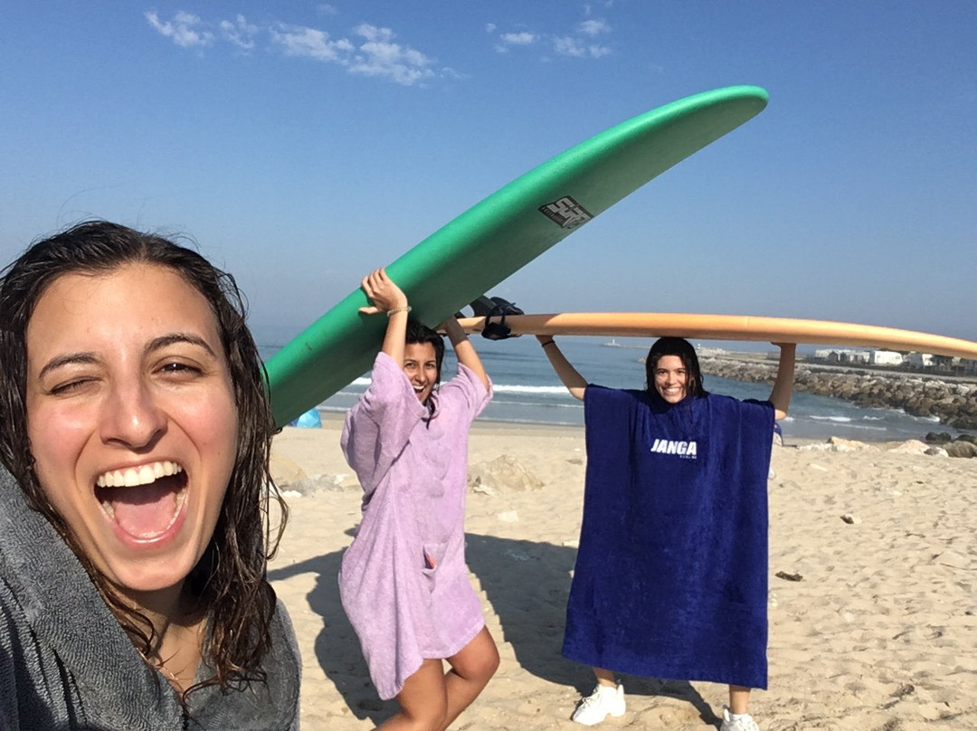 Dude Surf School景点图片
