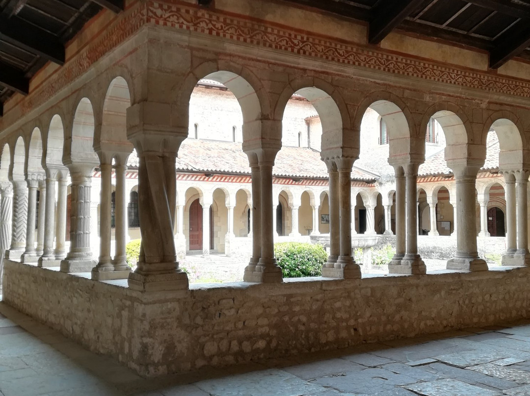 Abbazia Cistercense Santa Maria di Follina-Follina必去景点