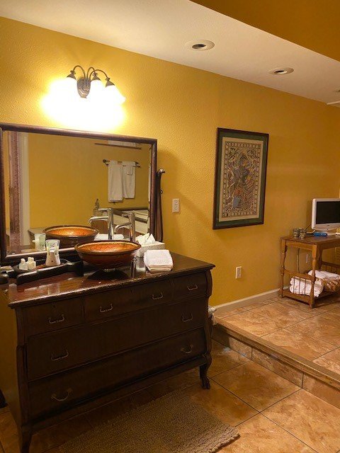 Davie School Inn-portrait