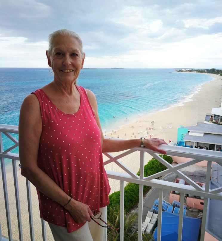 Paradise Island Beach Club主图