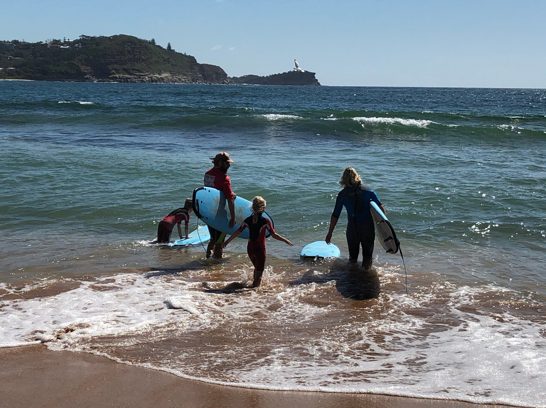 Central Coast Surf School景点图片