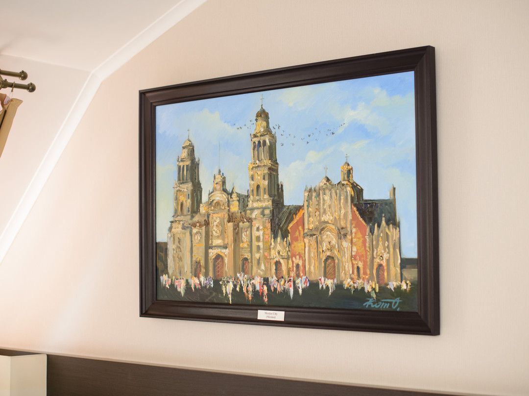 Optima Collection Kharkiv主图