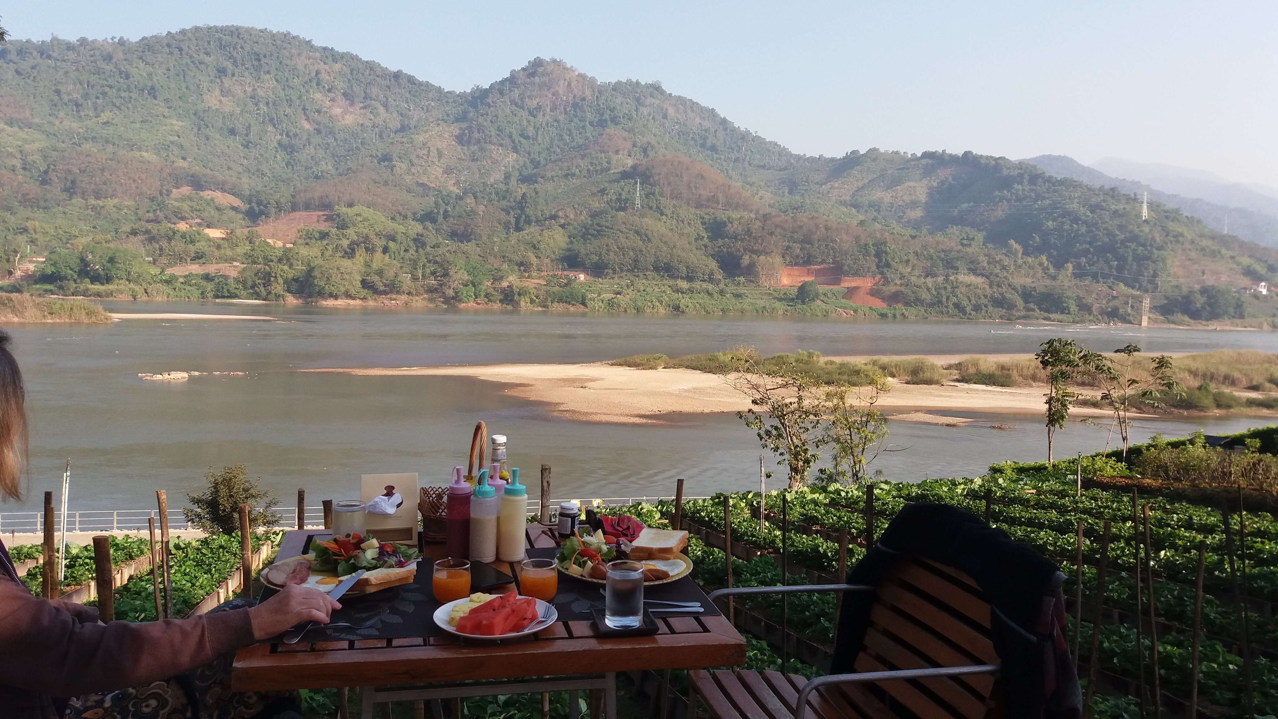 清莱萨恩阿茹度假村-浴室