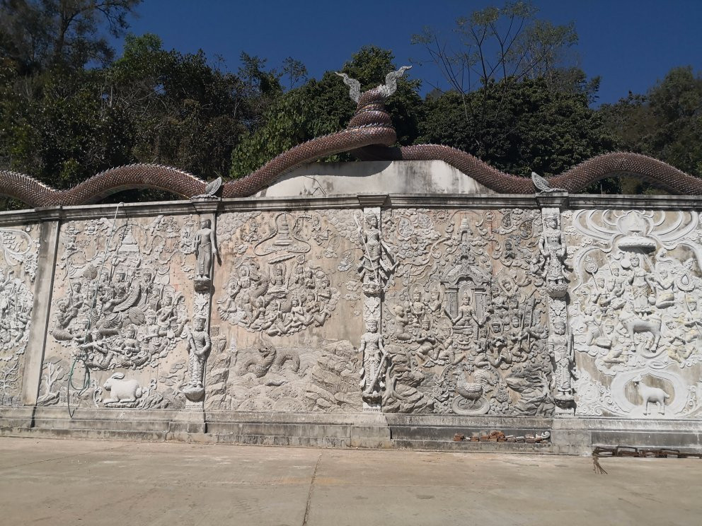 Wat Phra Phuttabat Si Roi-夜林必去景点