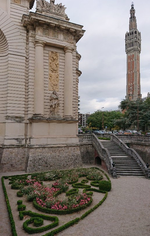 Porte de Paris景点图片