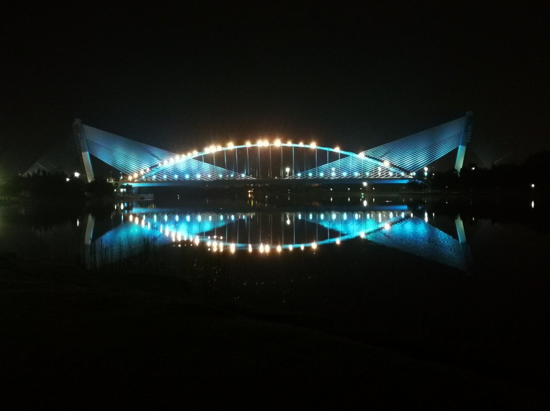 Seri Saujana Bridge-太子城必去景点