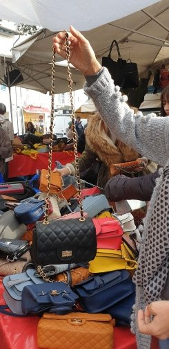 Mercato Settimanale di Forte dei Marmi-福尔泰德伊马尔米必去景点