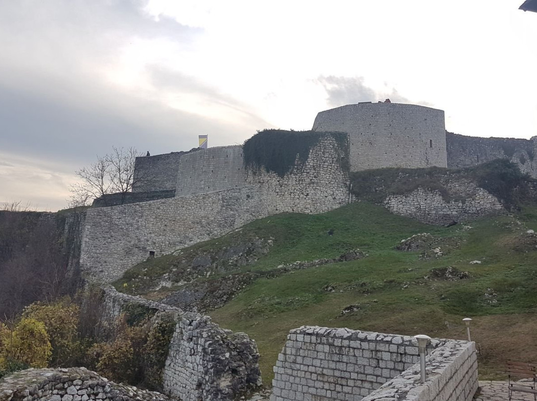 Tešanj Castle景点图片