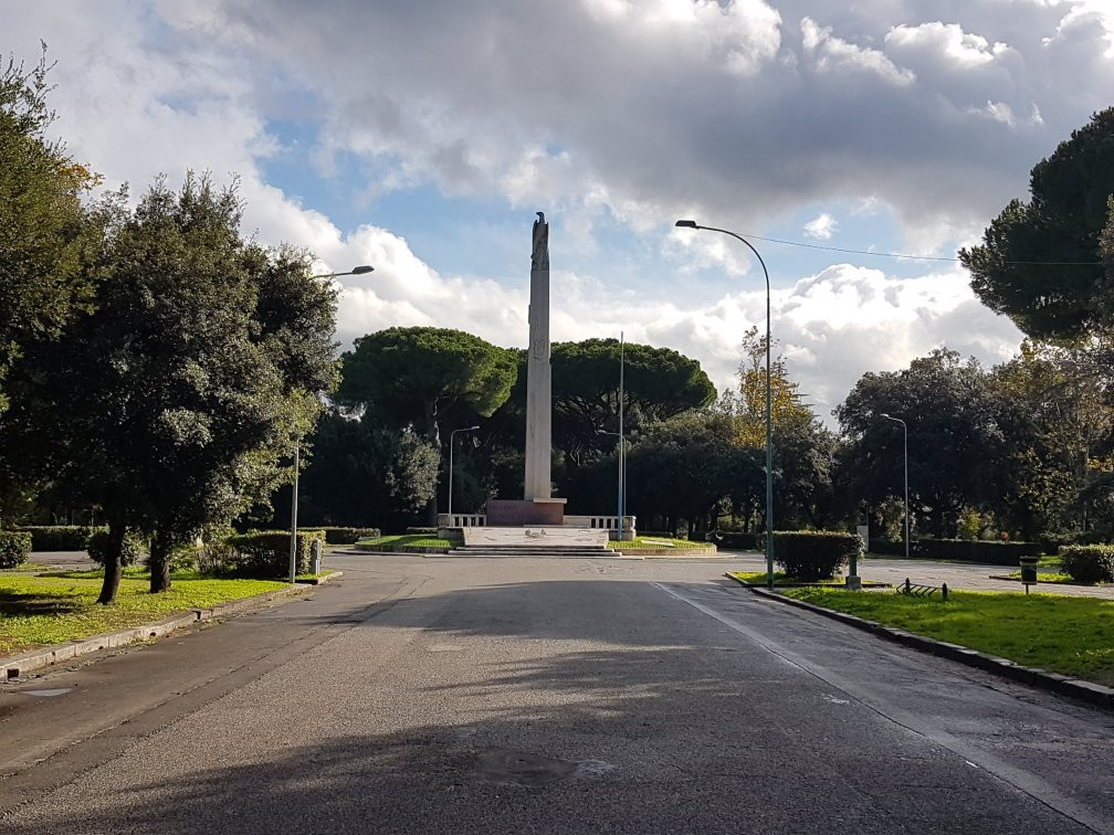 Monumento ai Caduti景点图片