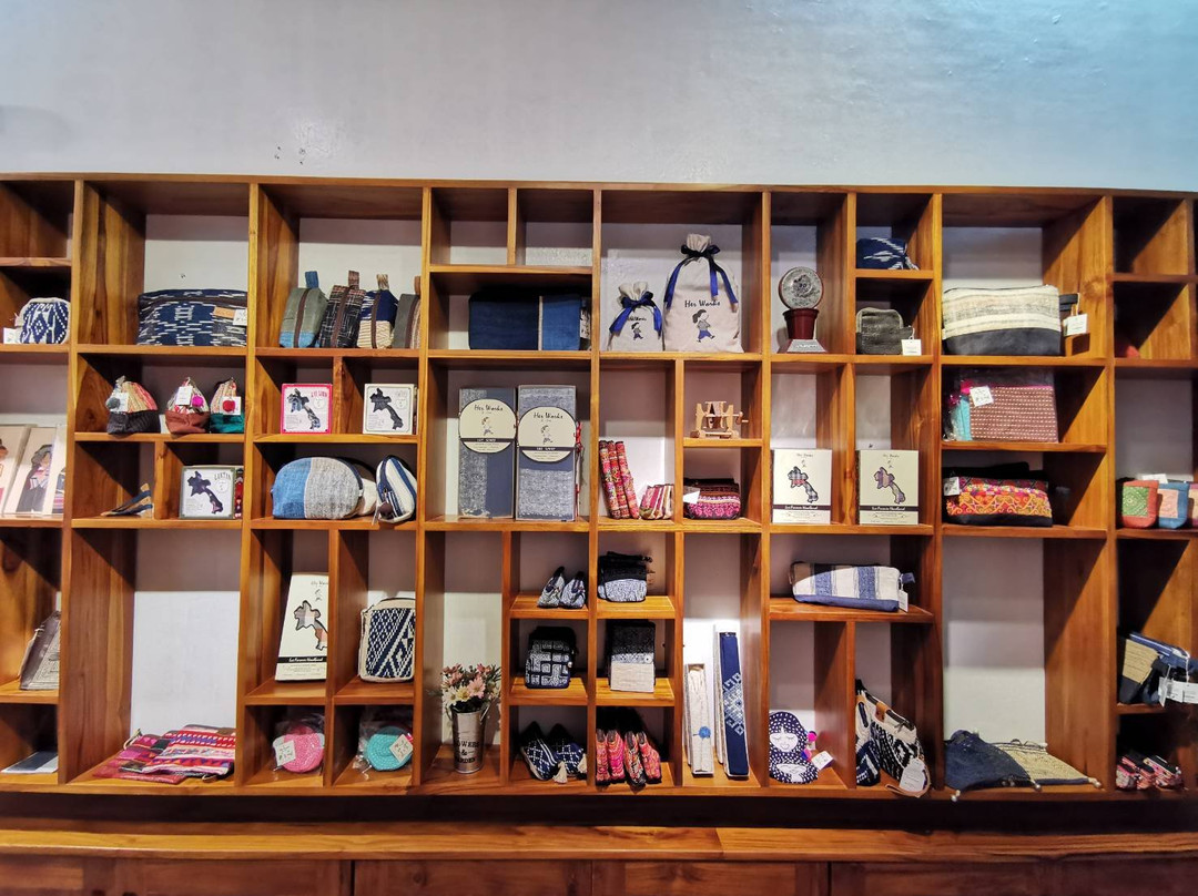 Her Works Vientiane Flagship Store-万象必去景点