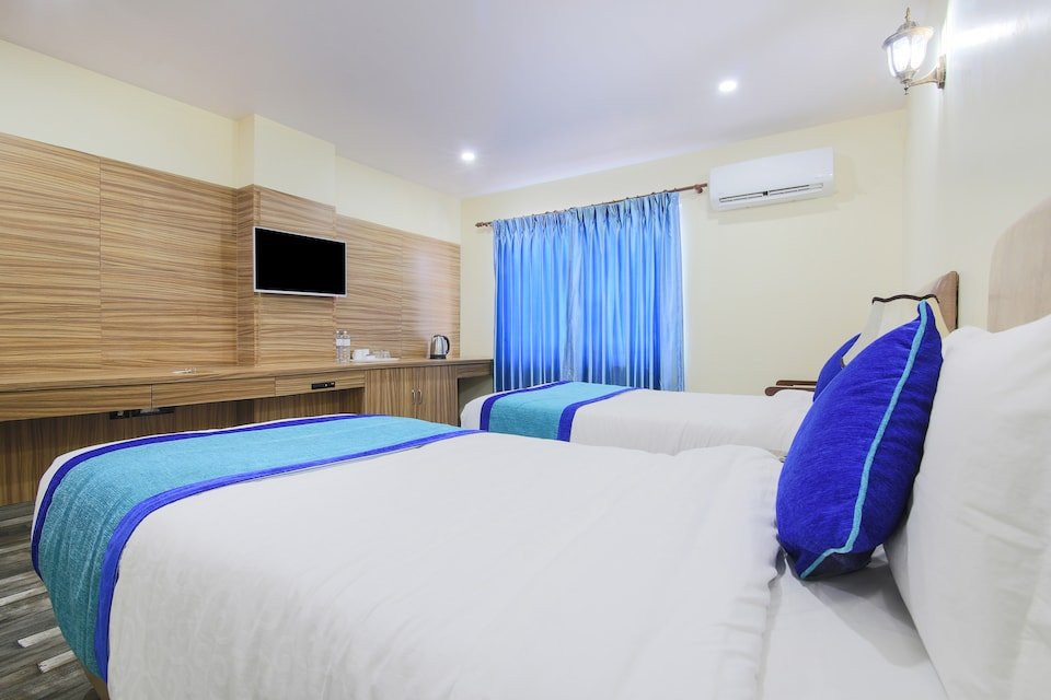 Hotel Holiday Home主图