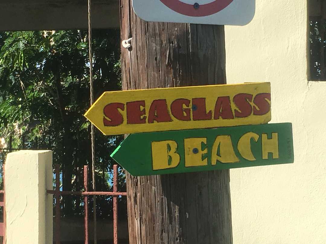 Sea Glass Beach-维切克岛必去景点