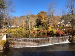 Green River Bridge Inn主图