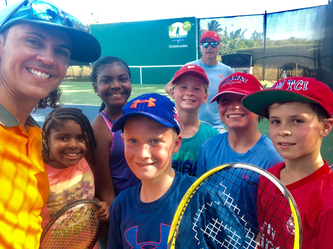 Turks and Caicos Islands Tennis Academy-普罗维登西亚莱斯必去景点