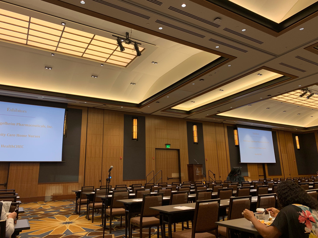 UCLA Meyer & Renee Luskin Conference Center主图