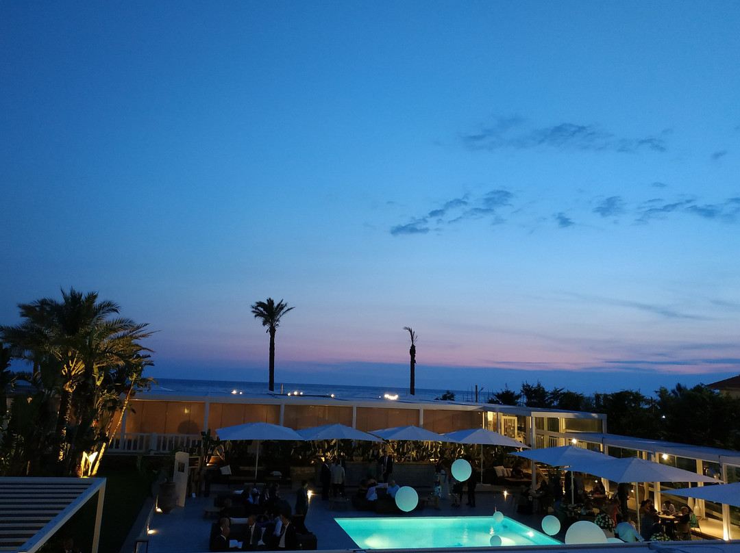 Cumeja - Beach Club & Hotel主图