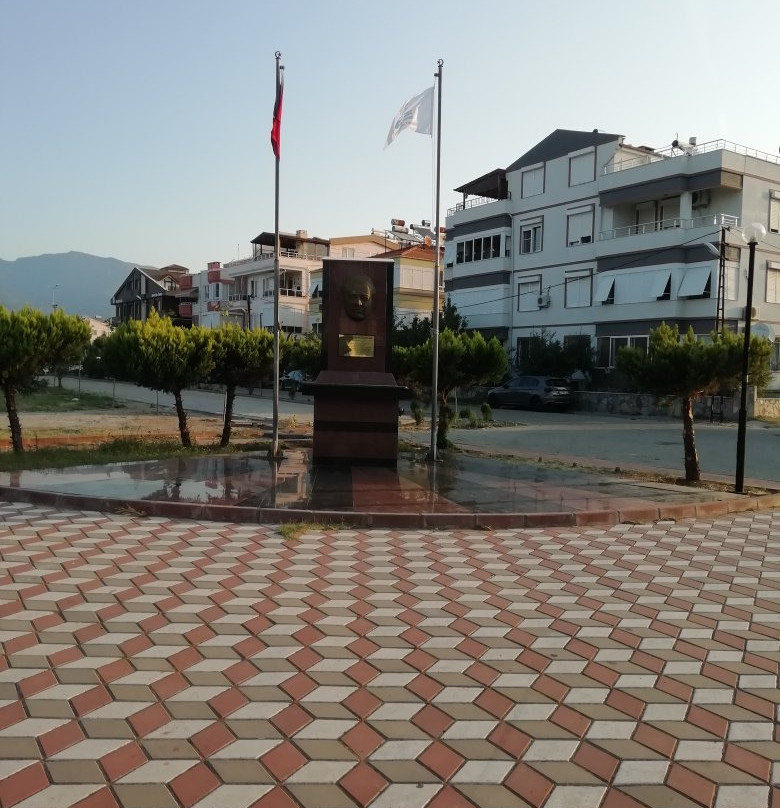 Akcay Ugur Mumcu Parkı-埃德雷米特必去景点