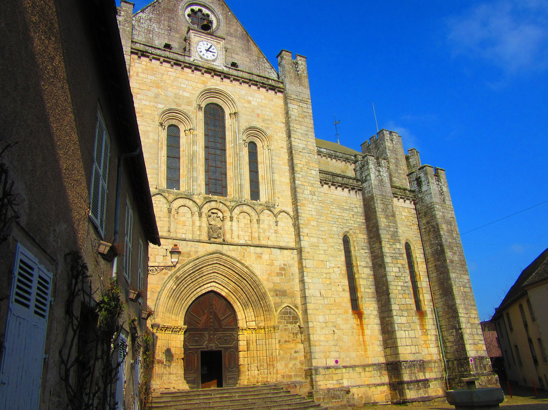 Collégiale de Saint-Yrieix-la-Perche景点图片